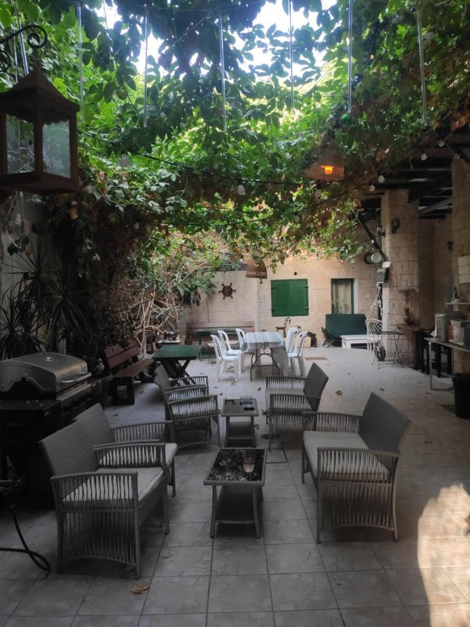 Grin-Motel Haifa Exterior foto
